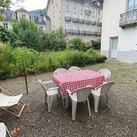 Victoria - A 50 Metres Des Allees D'etigny, Au Calme - & Standing - Cycling & House In Luchon - Lits 180 King Size - Parking * Bagneres-de-Luchon
